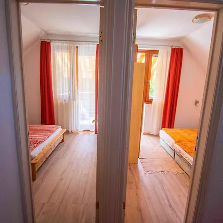 In - Balaton 19176 Daire