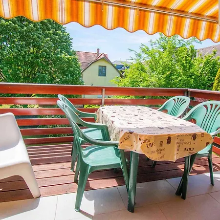 In - Balaton 19176 Lejlighed *