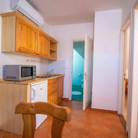 In - Balaton 19176 Daire Balatonlelle