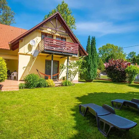 In - Balaton 19176 Lejlighed Balatonlelle