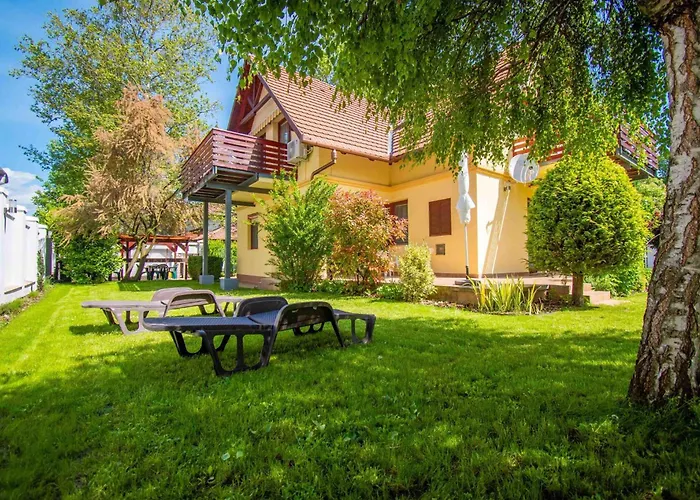 In - Balaton 19176 Balatonlelle