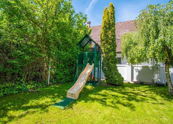 In - Balaton 19176 Balatonlelle