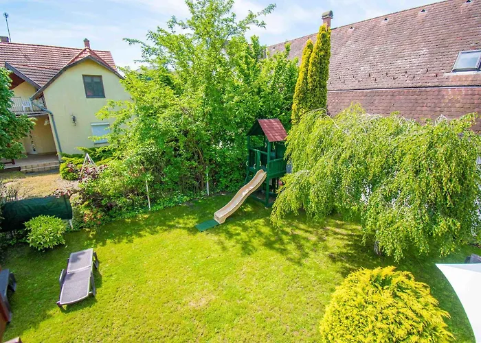 In - Balaton 19176 *