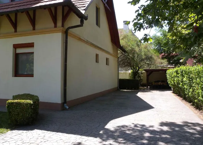 In - Balaton 19176 Appartement *